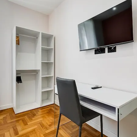 Apartment Vesta House *